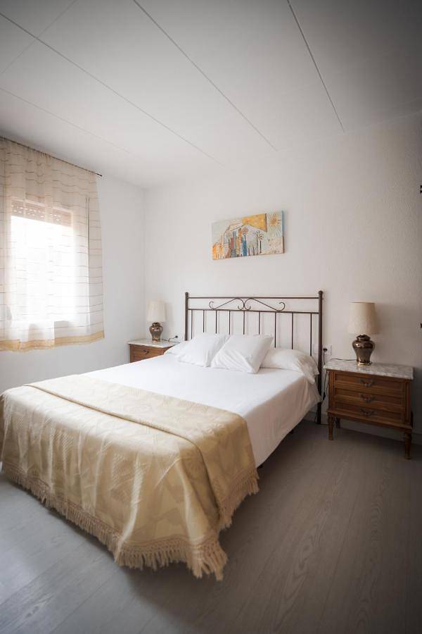 Location de vacances pour 6 personnes, avec Balcon et Terrasse ainsi que Jardin et Vue à Olot - 3