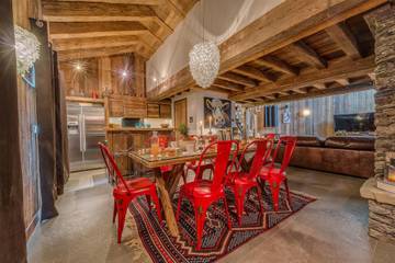 Chalet pour 8 personnes, avec balcon et sauna, animaux acceptés à Val-d'Isère