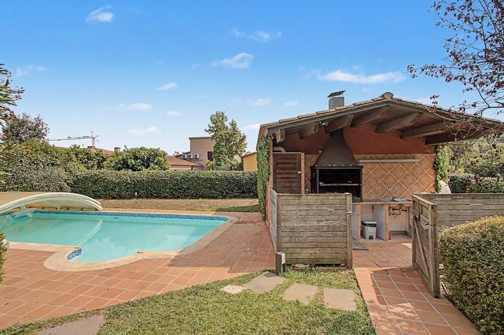 Casa vacacional “Cal Piano” con privada, Wi-Fi y aire acondicionado in Palol de Rebardit, Pla de l'Estany