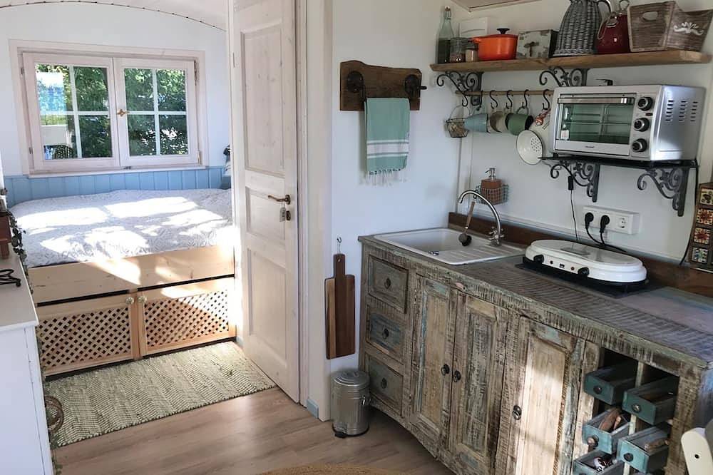 Zirkuswagen Buena Vista, Tiny House am Meer, Glamping in Waabs, Rendsburg-Eckernförde