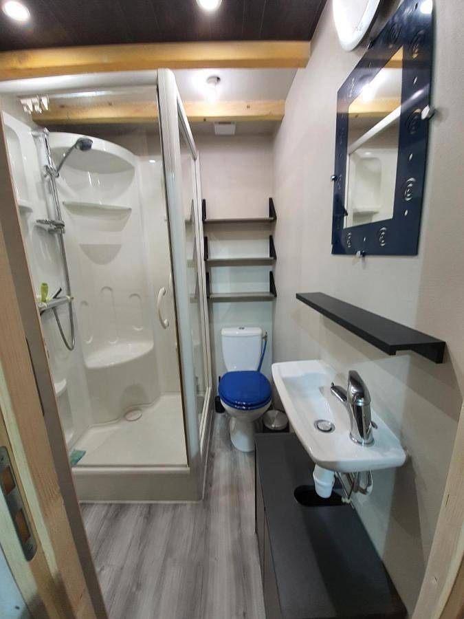 Location de vacances pour 6 personnes, avec piscine et vue ainsi que bassin pour enfant et jardin, animaux acceptés à Gigny-sur-Saône - 4