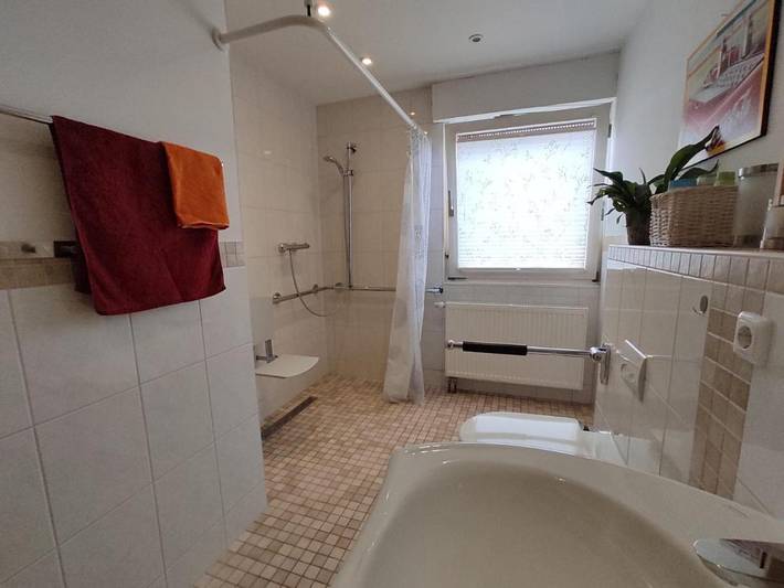 Ferienwohnung für 6 Personen, mit Balkon und Terrasse sowie Garten und Ausblick in Hamm - 4