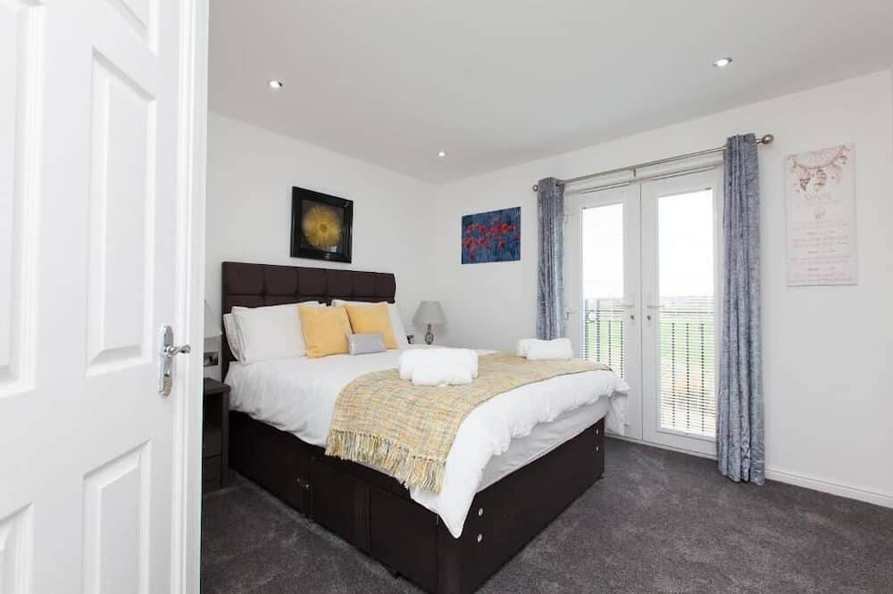 Entire apartment, Super Prime Park View Duloch in Dunfermline, Fife region
