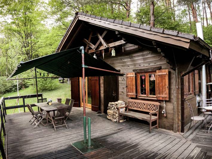 Chalet pour 3 personnes, avec Terrasse ainsi que Jardin et Sauna