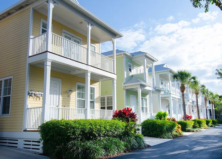 Ferienhaus für 6 Personen, mit Whirlpool und Pool sowie Garten - 1