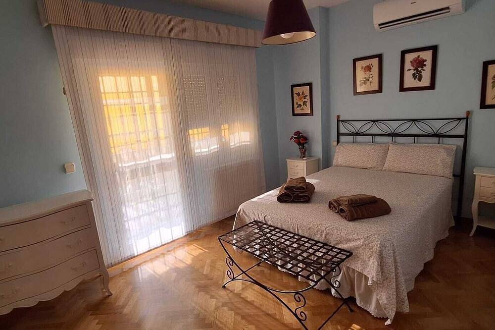 Warner  y Puy du fou desde Carranque.Casa ideal para familias,juegos de mesa. in Carranque, Provincia de Toledo