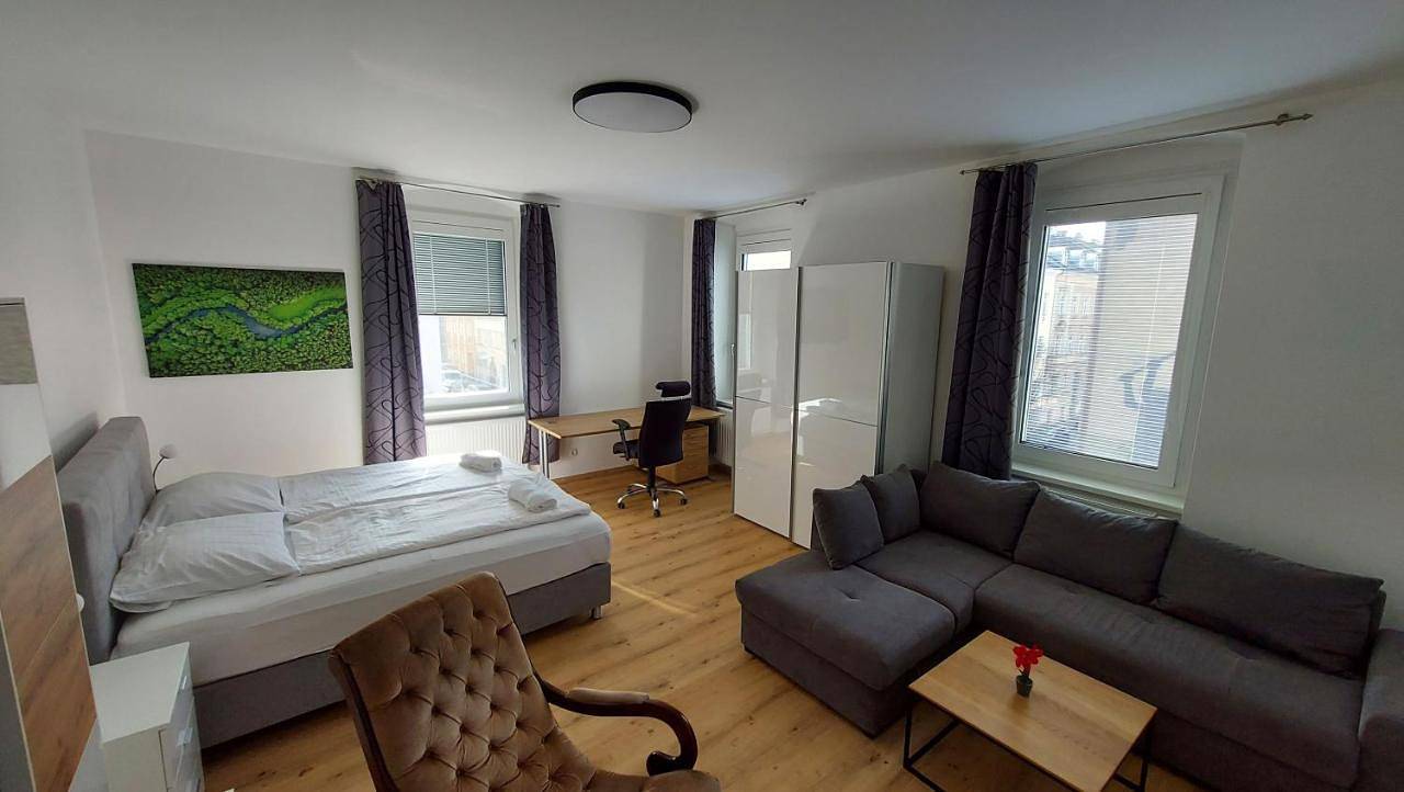 Geheel appartement, Three-Bedroom Apartment in Linz, Linz - Wels
