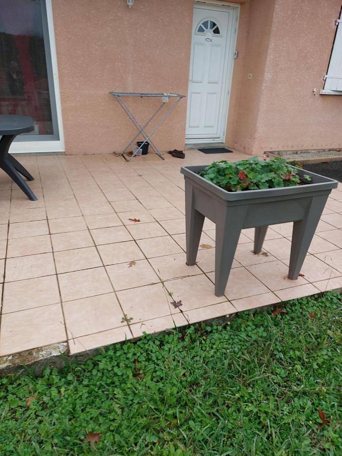 Appartement entier, Grande maison sur 2000m° de terrain in Salies-de-Béarn, Béarn
