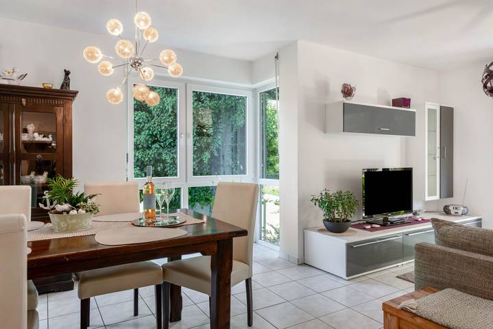 Appartement entier, Appartement 'Annabelle' avec terrasse privée et Wi-Fi in Bodman-Ludwigshafen, Obersee (Bodensee)