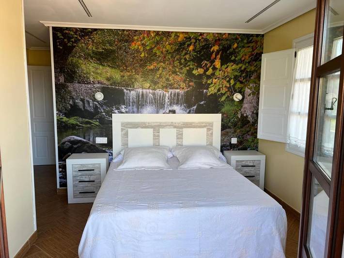 Hotel para 2 personas, con terraza y jardín en Costa Occidental (Cantabria) - 2