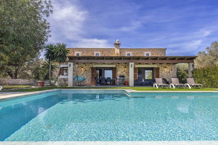 Villa for 6 people, with garden and terrace - 1