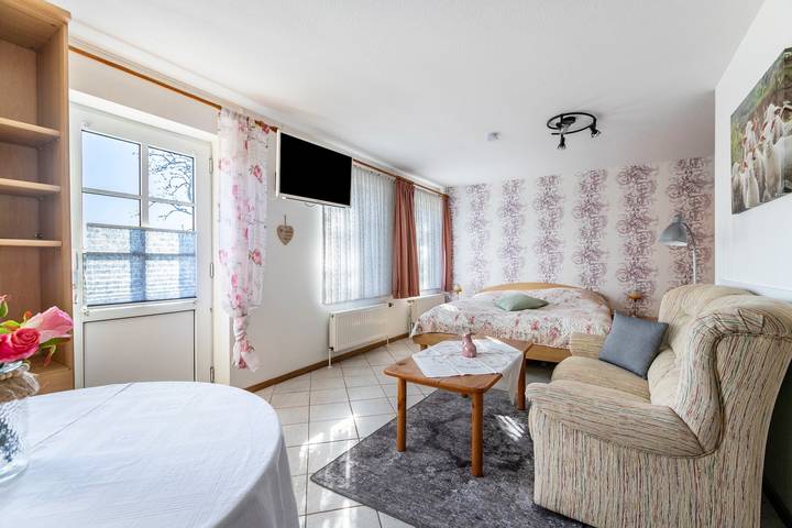 Ferienwohnung für 2 Personen, mit Garten - 1