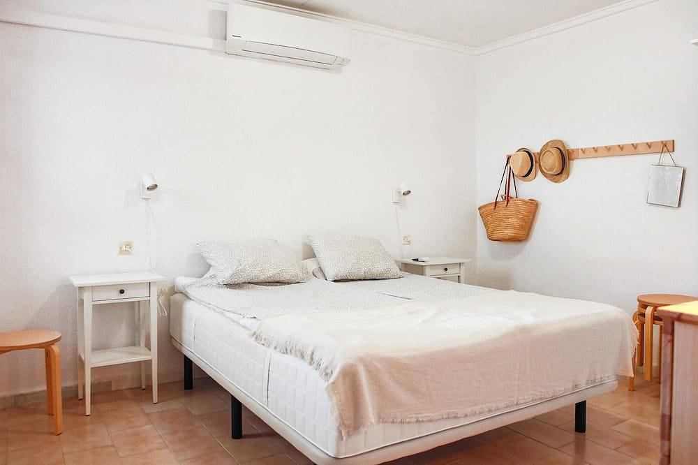 Nice home in Pilar de la Horadada in Pilar de la Horadada, Costa Blanca