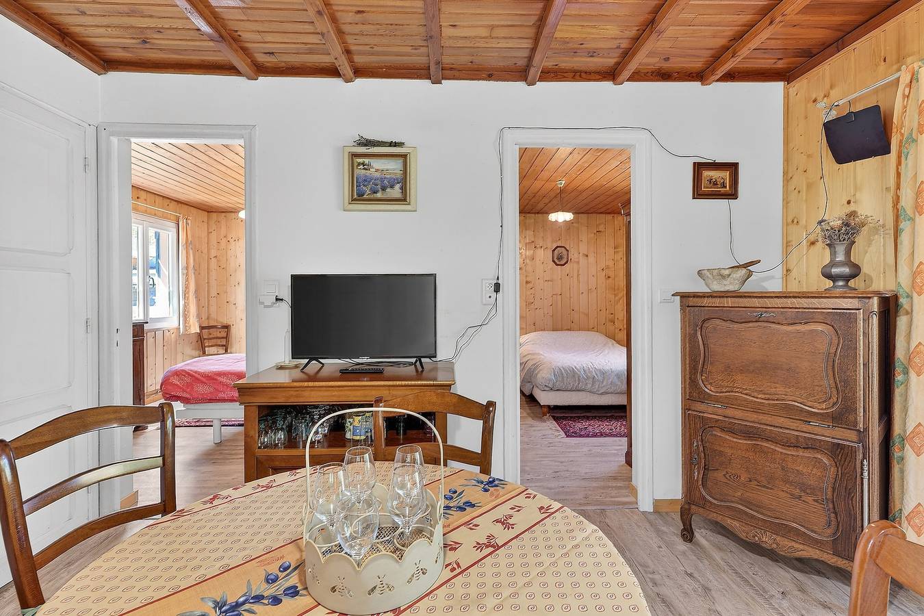 Maison de vacances 'Petit Chalet' avec vue sur montagne, terrasse privée et jardin privé in Thorame-Basse, Région Castellane