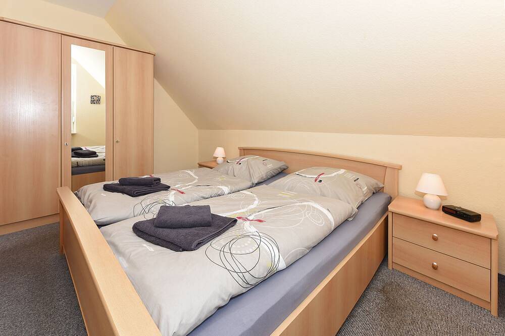 Ganze Wohnung, Ferienwohnung Oberdeck im Haus Seute Deern - Ferienwohnung Oberdeck in Carolinensiel-Harlesiel, Wittmund