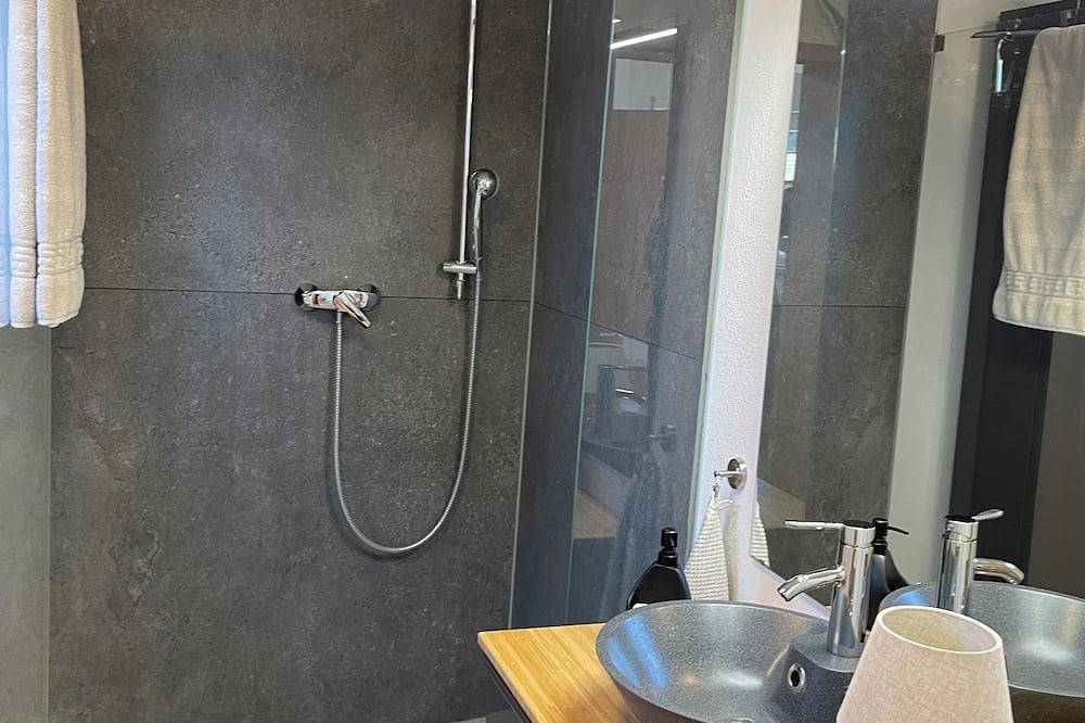 Ganze Wohnung, Gemütliche und komfortable Ferienwohnung mit Blick in den Garten in Murrhardt, Rems-Murr-Kreis