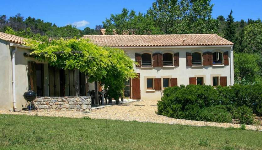 Location de vacances pour 10 personnes, avec Jardin et Piscine à Montouliers - 3
