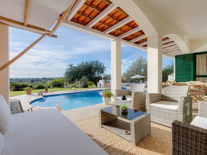 Vakantiehuis voor 8 personen, with Balkon and Terras as well as Tuin in Silves