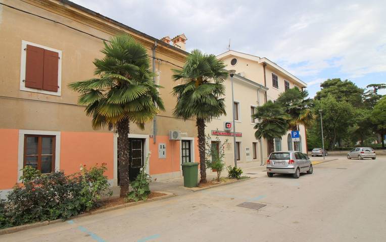Ferienwohnung für 2 Personen, kinderfreundlich in Poreč