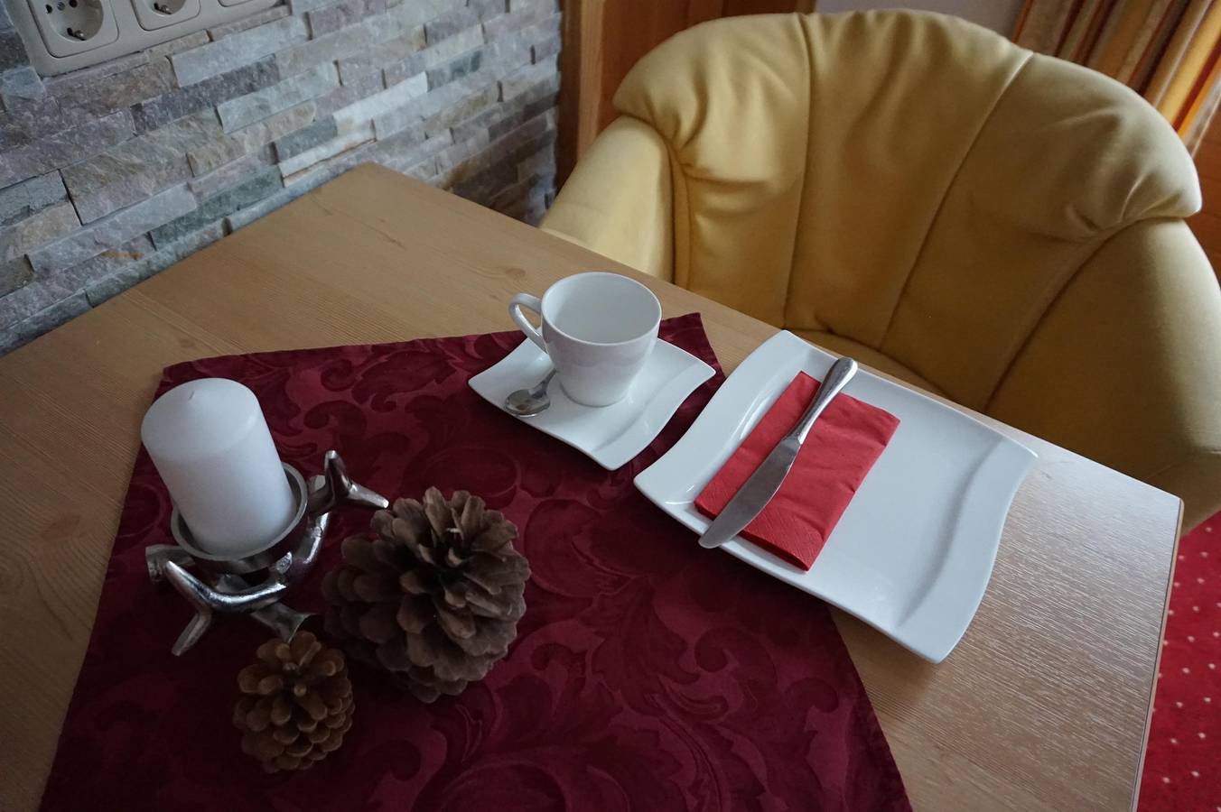 Ganze Ferienwohnung, Studio Top 3 in Holzgau, Allgäuer Alpen (Österreich)