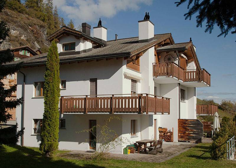 Ganze Ferienwohnung, Ferienwohnung Profos, Ruschein - 3.5 Zimmer Ferienwohnung für max. 4 Pers. im 1. Og in Ruschein, Alpenarena