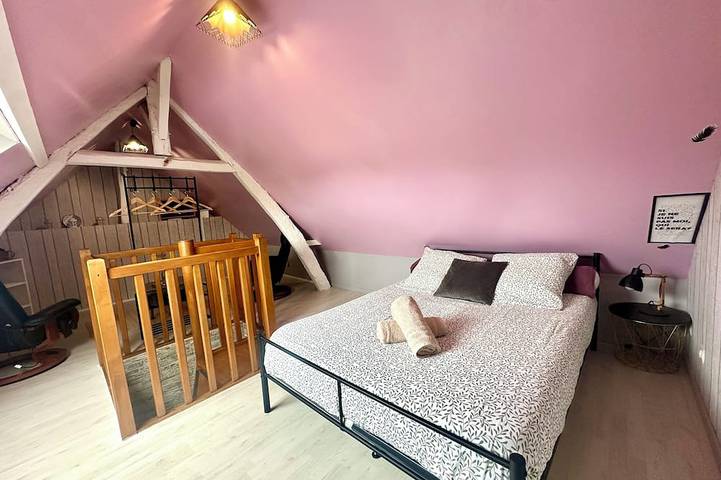 Ganze Wohnung, Escapade détente • Duplex cosy avec Spa* • Parking in Abbeville, Abbeville und Umgebung