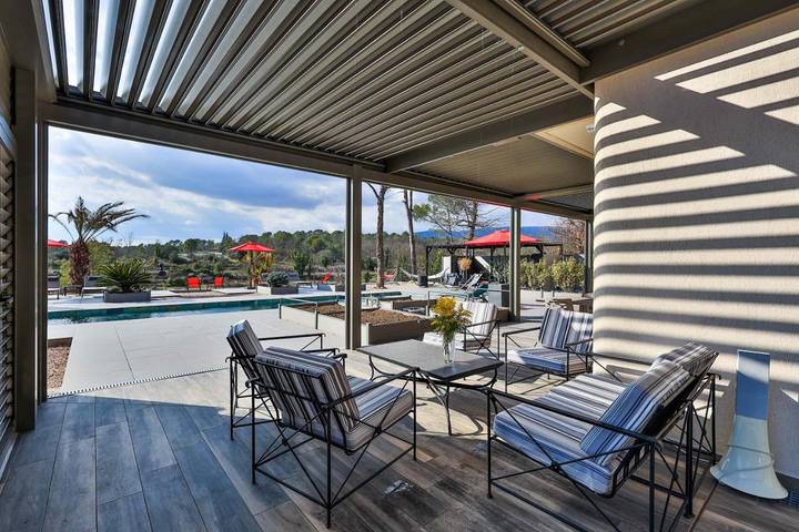 Chambre d’hôte pour 2 personnes, avec piscine ainsi que vue et jardin à Saint-Paul-en-Forêt - 4