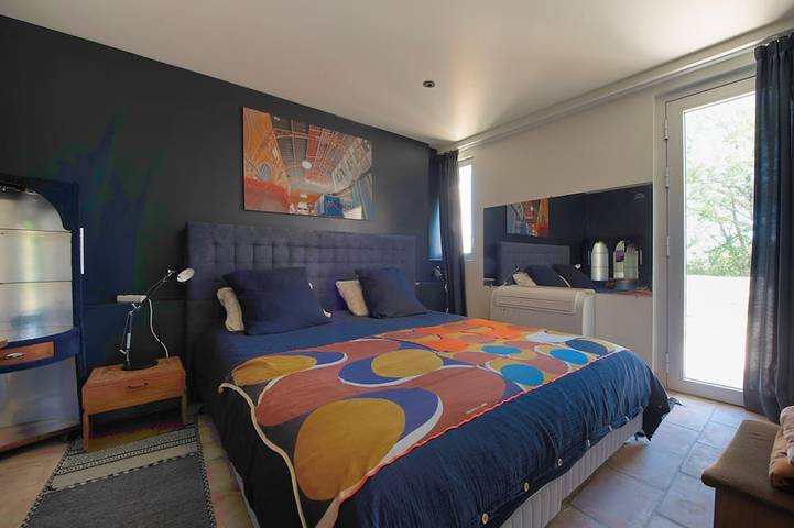 Gîte pour 2 personnes, avec jardin et terrasse à Cucuron - 4