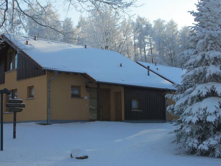 Ferienhaus für 7 Personen, mit Terrasse und Garten sowie Pool in der Oberlausitz