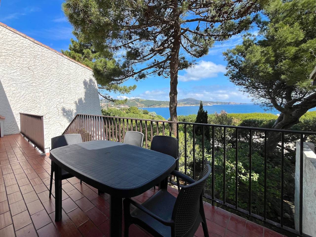 Cozy house in Banyuls-sur-Mer for 4 ppl with terrace and sea view in La Côte Vermeille, Banyuls-sur-Mer