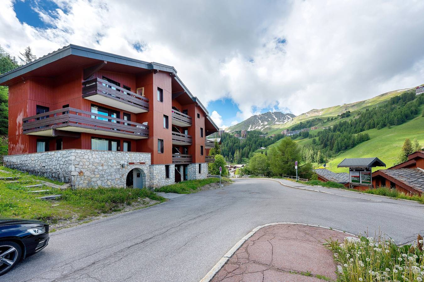 Appartement entier, Le Nid des Silènes – Au Cœur des Cimes 1800 in La Plagne, La Plagne-Tarentaise