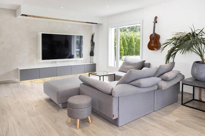 Cottage pour 6 personnes, avec sauna et piscine ainsi que vue et jardin, animaux acceptés à Treyvaux