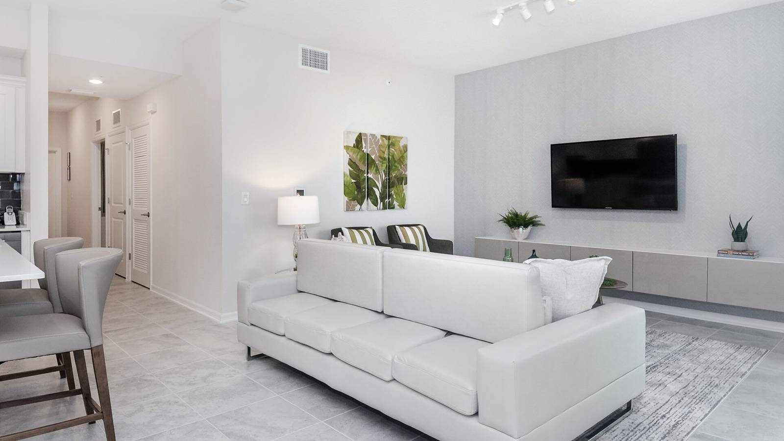 Ultimate 2 Bedroom Condo on Storey Lake Resort, Orlando Condo 5481 in Condado de Osceola