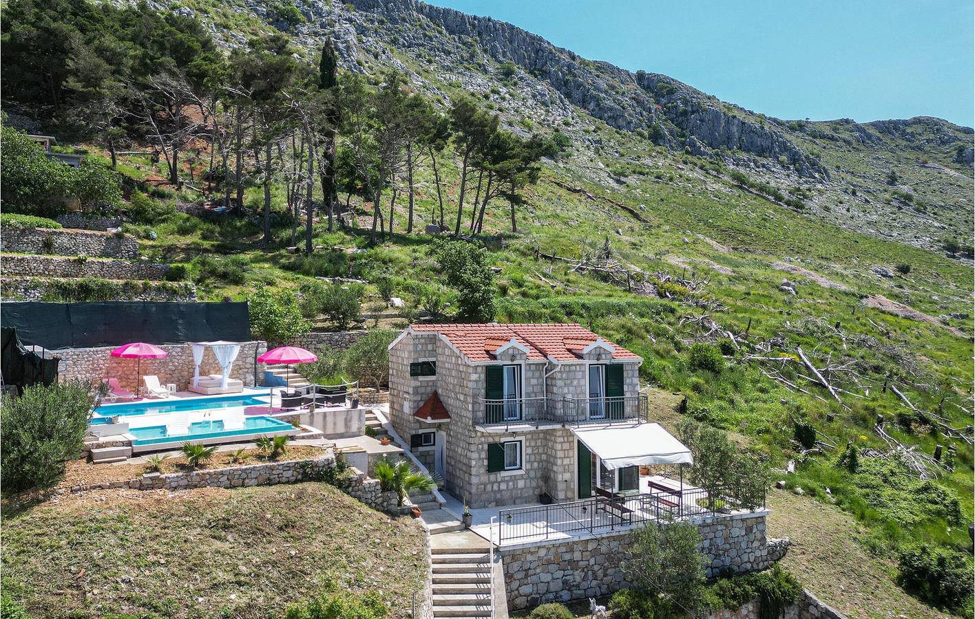 Gemütlich, 1,5 km vom Strand entfernt: 75 m² große Wohnung mit Pool und WLAN in Podstrana, Split-Dalmatien