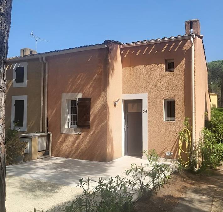 Villa pour 6 personnes, avec piscine et terrasse à Agde
