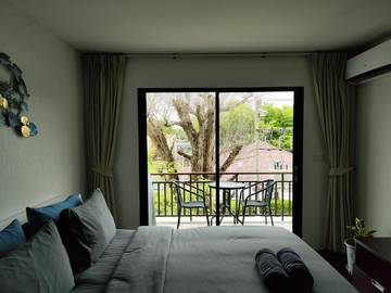 Gîte pour 2 personnes, avec vue ainsi que jardin et piscine dans Rawai Beach