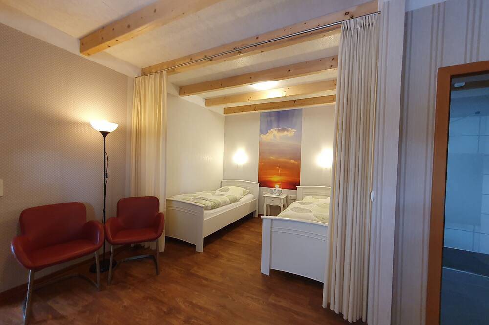 Ganze Wohnung, Appartement Kilian - Ferienobjekte Claus 35633 in Hollen (Uplengen), Uplengen