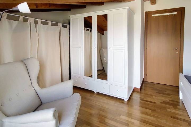 Ferienwohnung für 4 Personen, mit Balkon und Pool in Porto Valtravaglia - 4