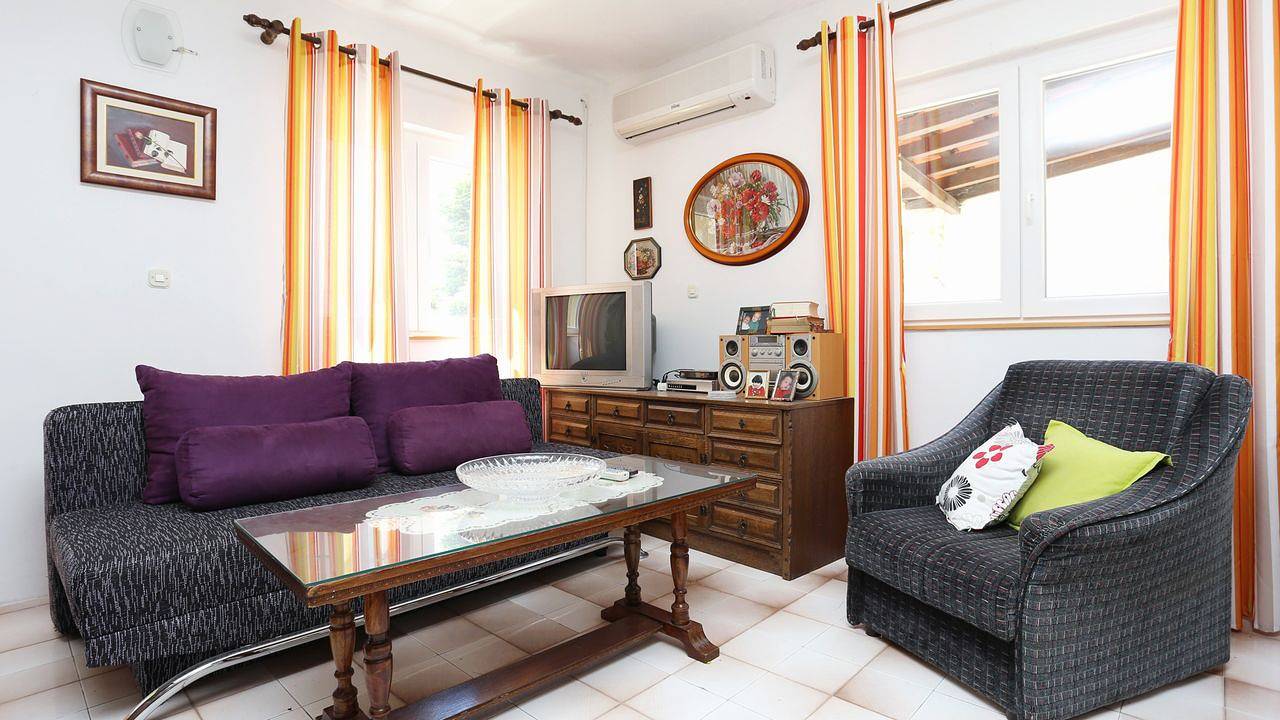 Ganze Ferienwohnung, Ferienwohnung für 8 Personen (116 m²) in Marušići in Marusici, Split-Dalmatien