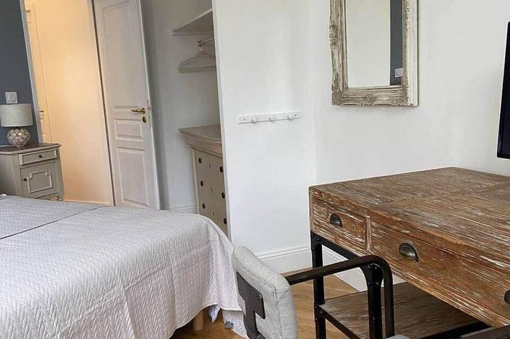 Ganze Wohnung, «Cheval Amblier» 4* Schlossblick Suite, 4 Gäste in Blois, Blois und Umgebung