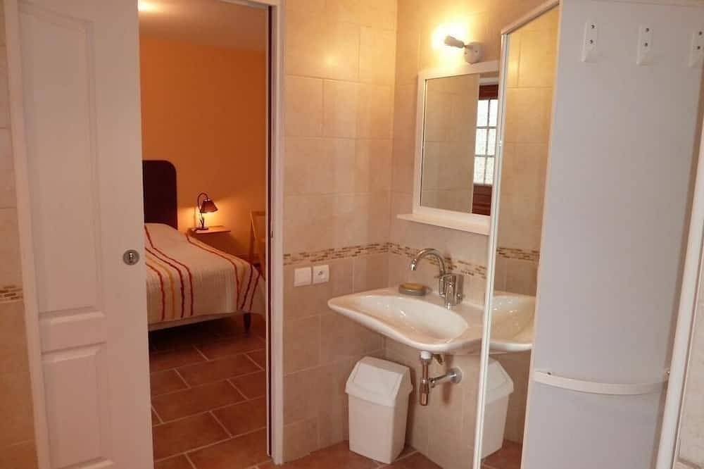 Les Champs Fleuris - Givry in Givry, Region Chalon-sur-Saône