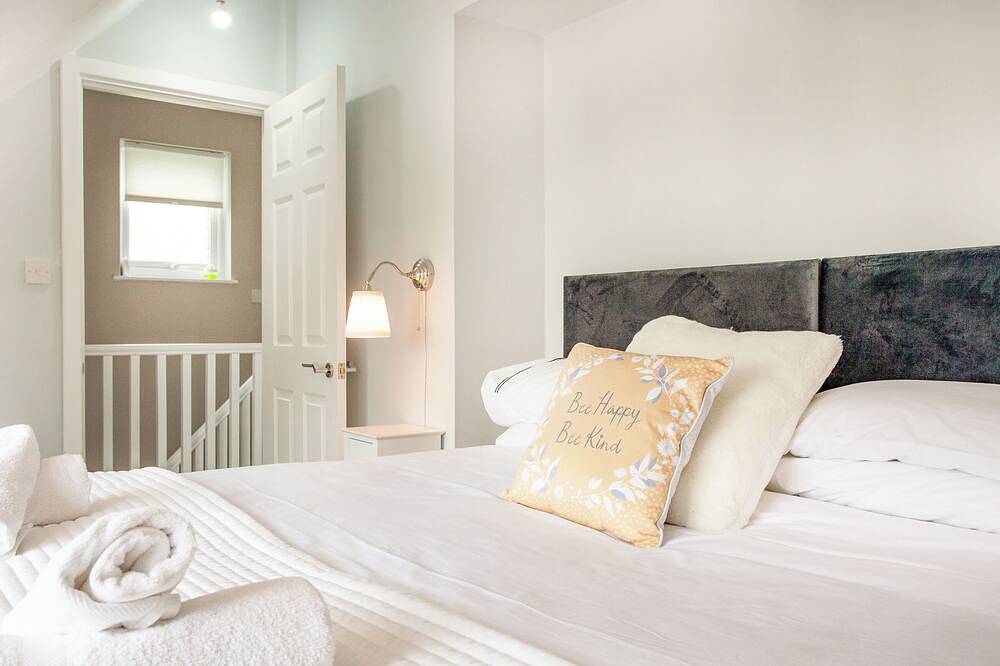 2 bedroom accommodation in Branscombe in Branscombe, Devon