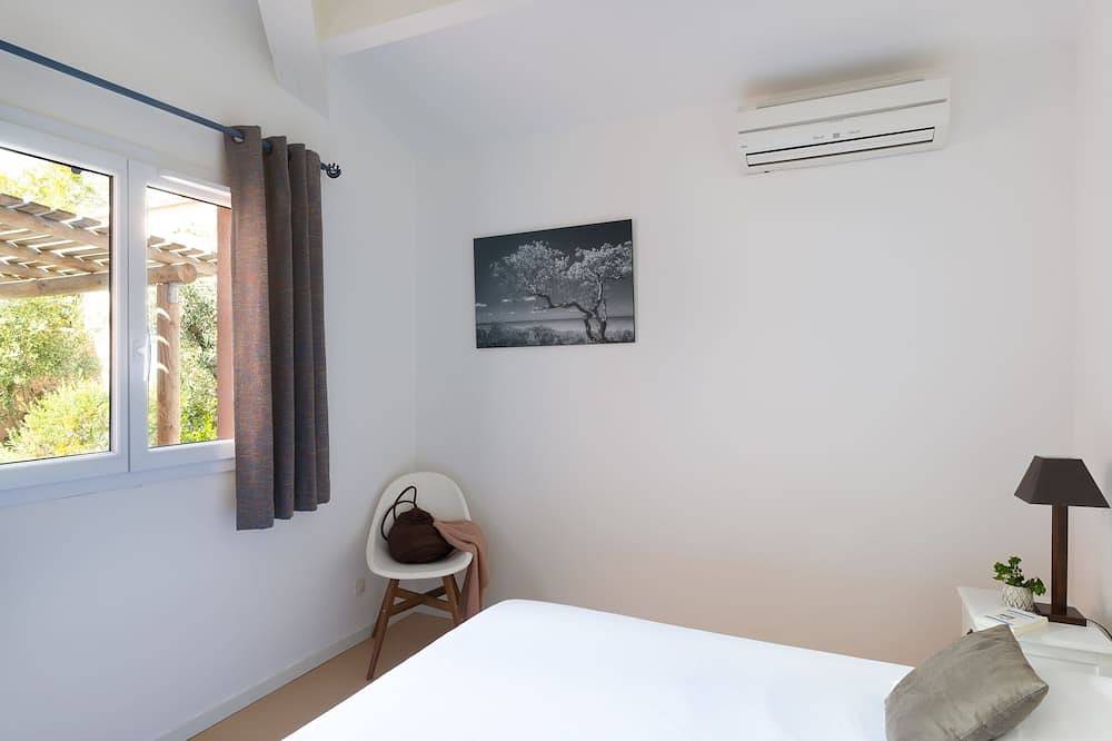 3 minuten zu fuß zum strand von cala rossa 4 villen stehen poolbereich in Cala Rossa, Lecci