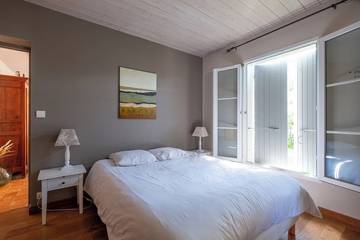 Villa for 6 People in La Flotte, Côte des Fleurs, Photo 1