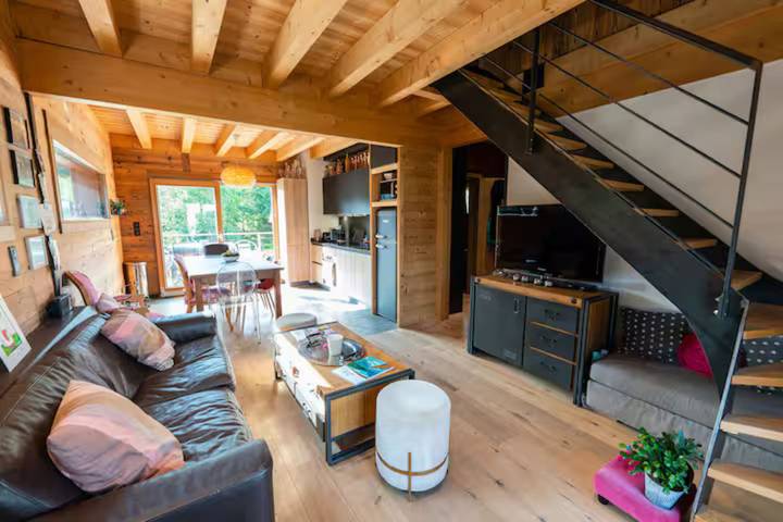 Chalet pour 11 personnes, avec balcon et piscine ainsi que jacuzzi et jardin, adapté aux familles à Gérardmer - 4