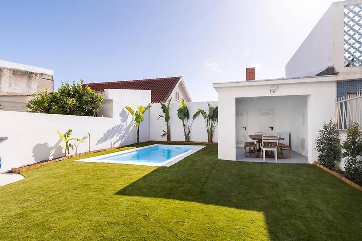 Casa rural para 10 personas, con piscina además de jardín y vistas en Costa da Caparica - 2