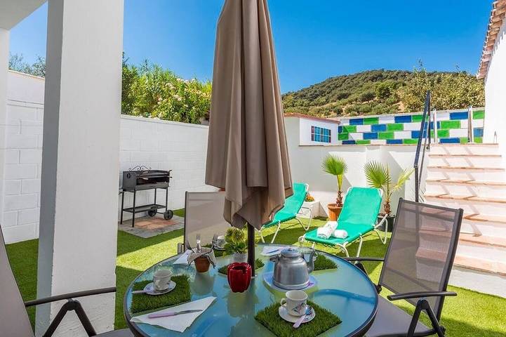 Villa for 4 people, with balcony and garden - 1