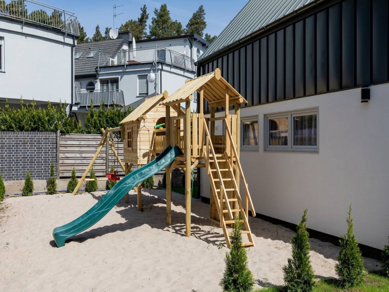 Domek w Pobierowie przy plaży Bałtyku in Pobierowo, Powiat gryficki