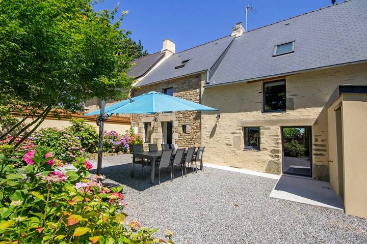 Gîte pour 8 personnes, avec jardin et terrasse à Taupont - 2