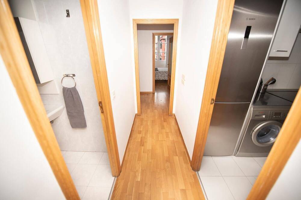 Entire apartment, Great 3 bedroom apartment on the same Plaza Mayor in Valladolid, Valladolid Province